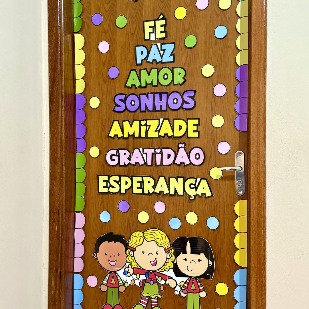 Decoração de porta tema Natal.
