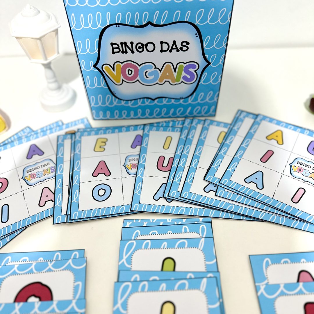 Bingo das vogais.
